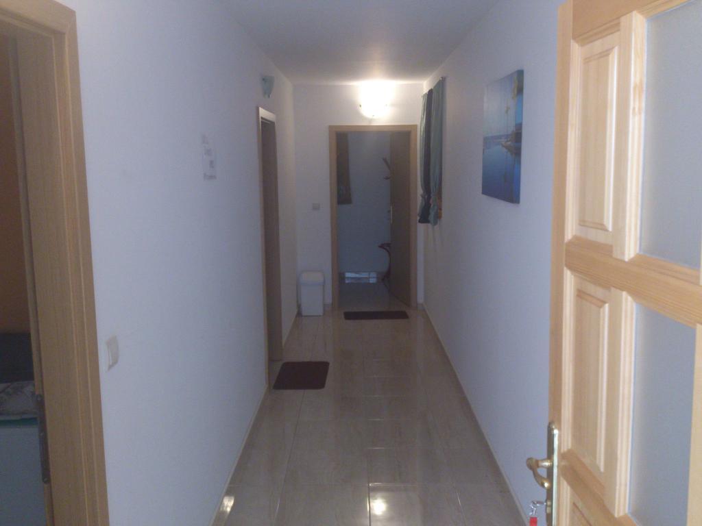 Brig Apartments Živogošće Eksteriør billede