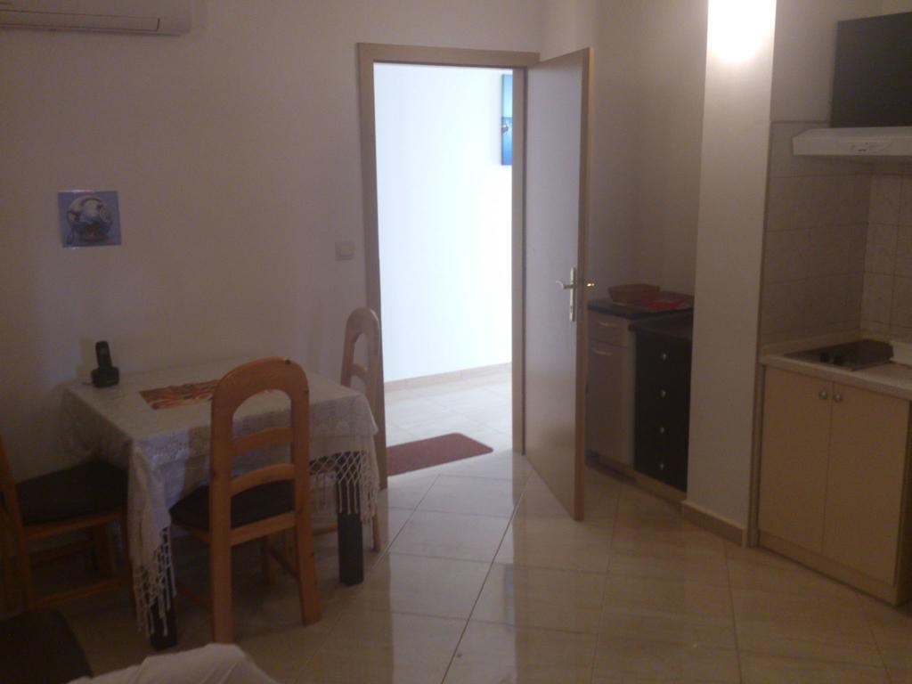 Brig Apartments Živogošće Eksteriør billede