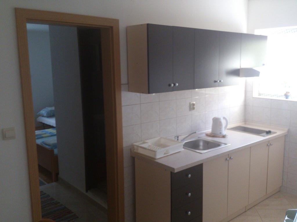 Brig Apartments Živogošće Eksteriør billede