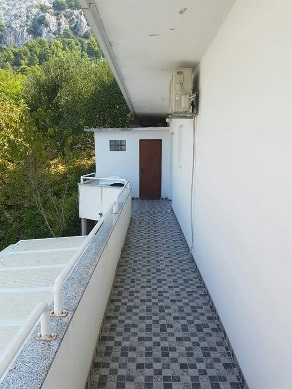 Brig Apartments Živogošće Eksteriør billede