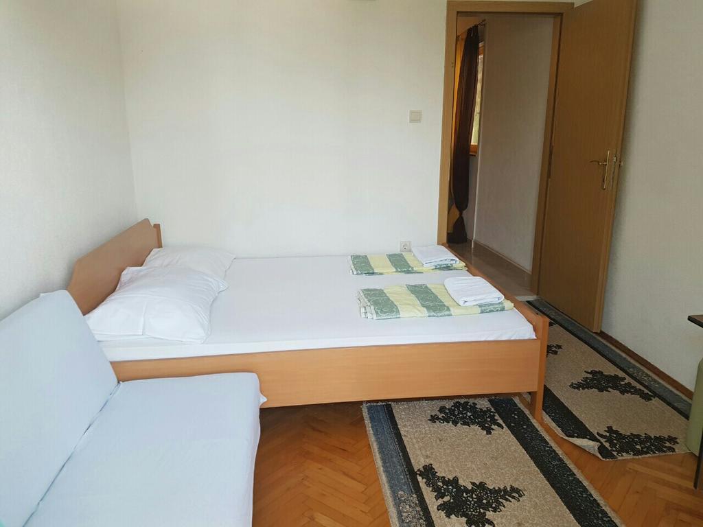Brig Apartments Živogošće Eksteriør billede